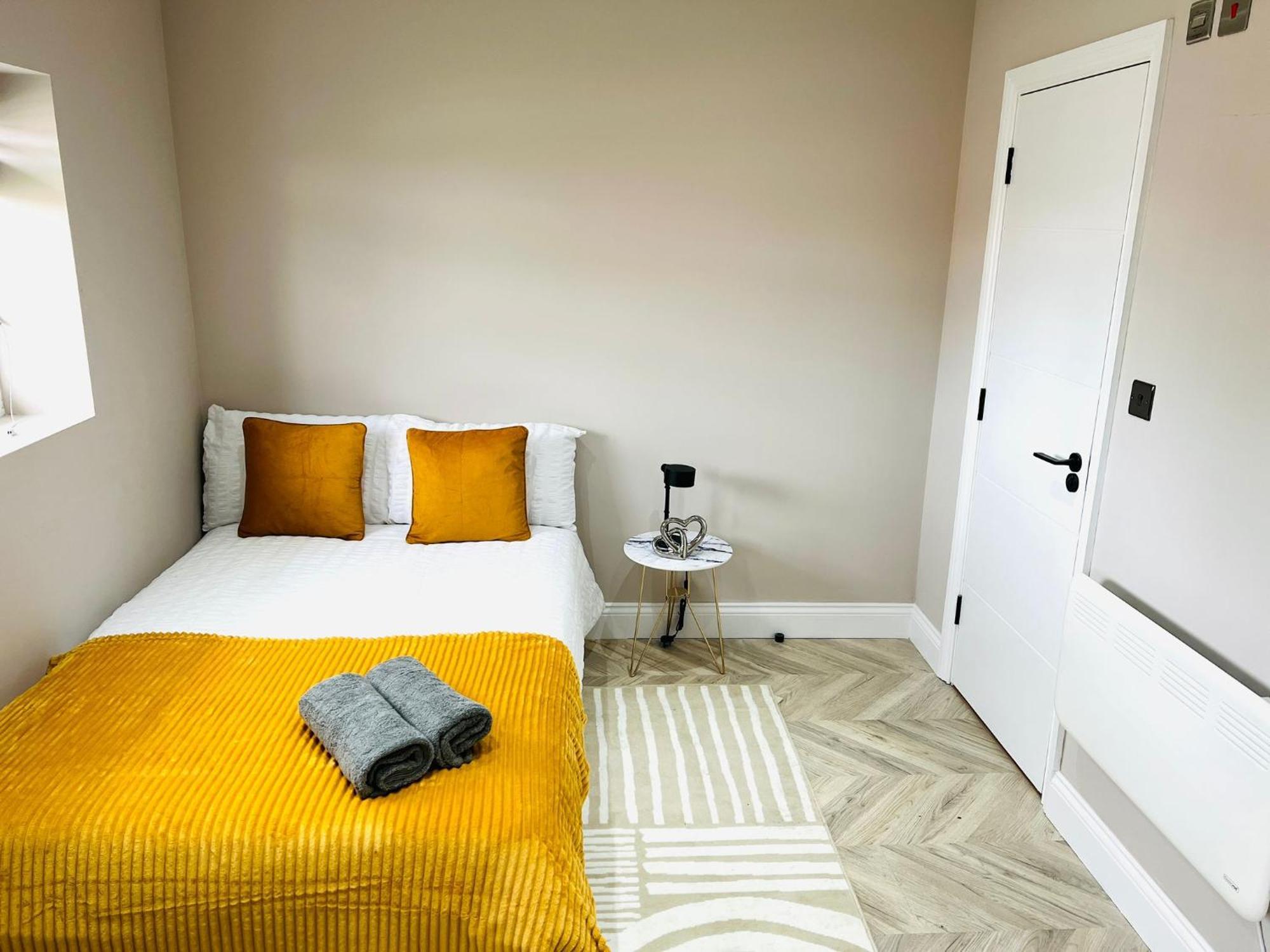 Guest house London Heathrow Airport Only 5 Mins To Airport West Drayton (Middlesex)